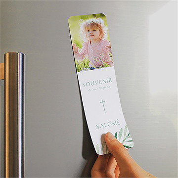 Signet baptême feuilles et or magnet - Mise en situation