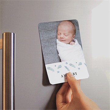 Faire-part naissance tourbillon magnet - Mise en situation