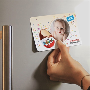 Faire-part naissance petit oeuf surprise magnet - Mise en situation