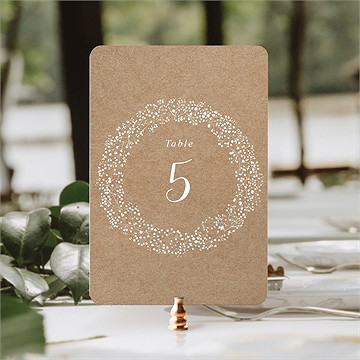 Numéro de table mariage couronnés d'etoiles - Mise en situation