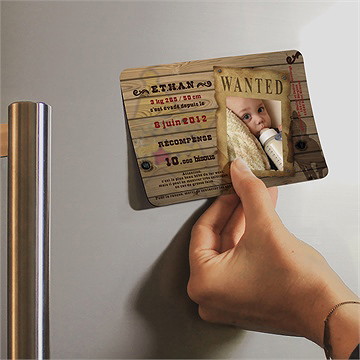 Faire-part naissance wanted ! magnet - Mise en situation