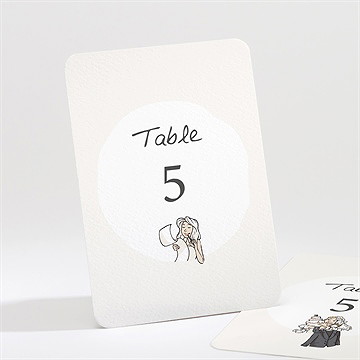 Numéro de table mariage mariés illustrés