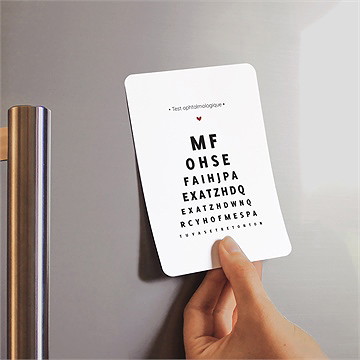 Carte annonce grossesse test ophtalmologique magnet - Mise en situation