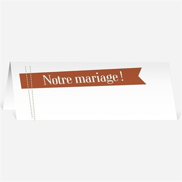 Marque-place mariage fantaisie et joie d'annoncer !