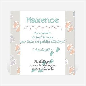 Remerciement naissance petits pieds sur fond gris