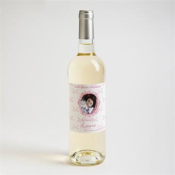 Etiquette de bouteille communion laura - Mise en situation