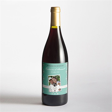 Etiquette de bouteille mariage strass et paillettes - Mise en situation