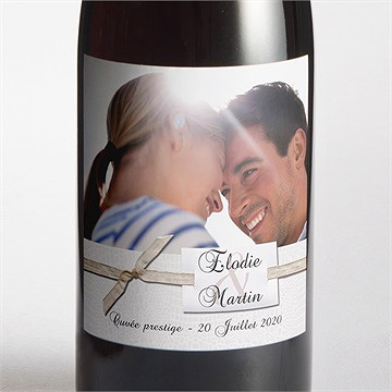 Etiquette de bouteille mariage trompe l'oeil