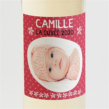 Etiquette de bouteille naissance médaillon fleuri