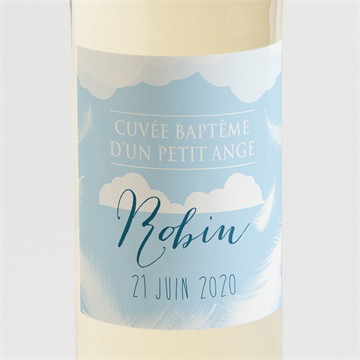 Etiquette de bouteille baptême duvet tout en rondeur