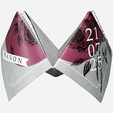 Faire-part mariage gravure originale tendance - Vue de côté 1