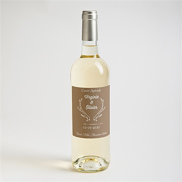 Etiquette de bouteille mariage le cerf - Mise en situation