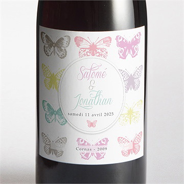 Etiquette de bouteille mariage papillons de couleurs