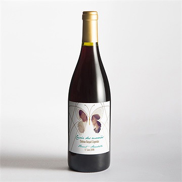 Etiquette de bouteille mariage papillon photo original - Mise en situation