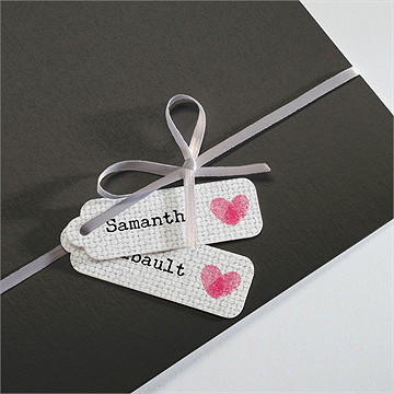 Faire-part mariage nos empreintes en coeur - Détail de la pochette