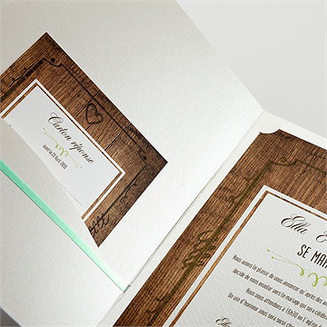 Faire-part mariage boisé rustique chic - Détail du faire-part