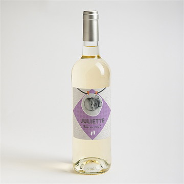 Etiquette de bouteille naissance original et sympa - Mise en situation