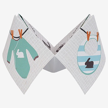 Faire-part naissance petites tenues photo vintage - Vue de côté 2