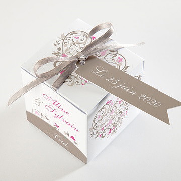 Boîte de dragées mariage coeur arabesque - Dessus de la boîte