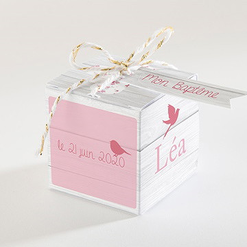 Boîte de dragées baptême jolie composition