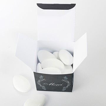 Boîte de dragées baptême maison en ardoise! - Intérieur de la boîte