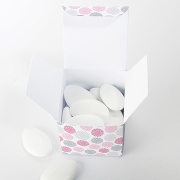 Boîte de dragées baptême fete des pois roses - Intérieur de la boîte
