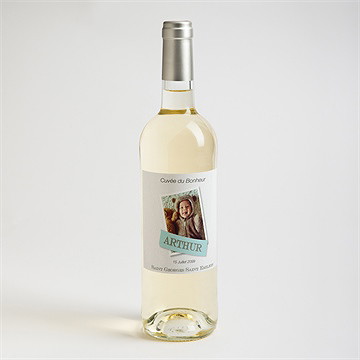 Etiquette de bouteille baptême corner fun et photo - Mise en situation