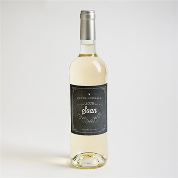 Etiquette de bouteille naissance tendance et vintage - Mise en situation