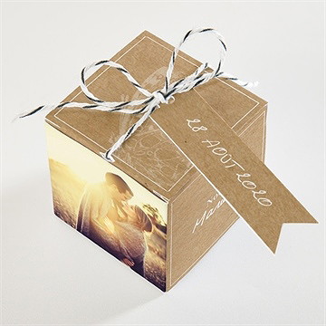 Boîte de dragées mariage un papillon sur le kraft - Dessus de la boîte