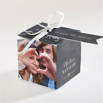 Boîte de dragées mariage champêtre sur ardoise