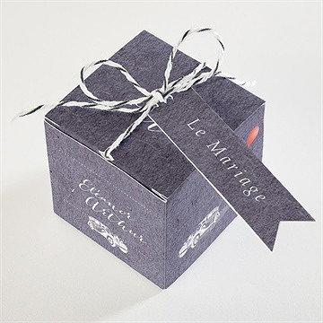 Boîte de dragées mariage voiture classique - Dessus de la boîte