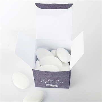 Boîte de dragées mariage voiture classique - Intérieur de la boîte