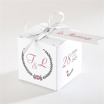 Boîte de dragées mariage nos 2 petits mariés