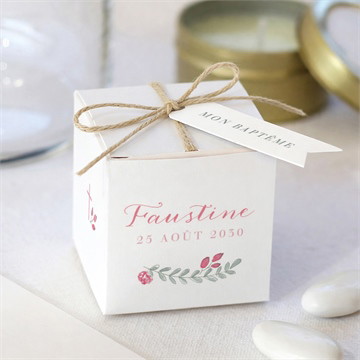 Boîte de dragées baptême cadre de fleurs