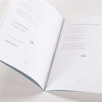 Livret de messe baptême cadre végétal - Mise en situation