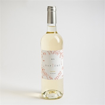 Etiquette de bouteille baptême motif gravure - Mise en situation