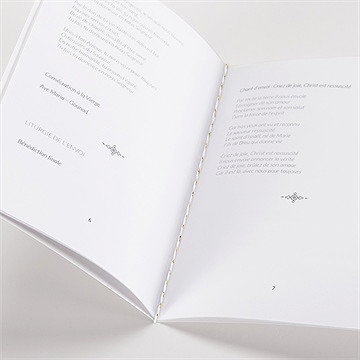 Livret de messe baptême tendre scène - Mise en situation