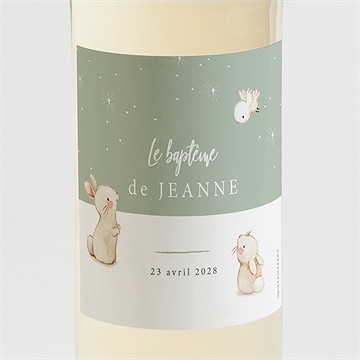 Etiquette de bouteille baptême tendre scène