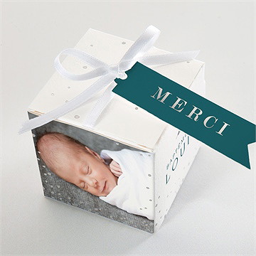 Boîte de dragées baptême initiale argentée - Dessus de la boîte