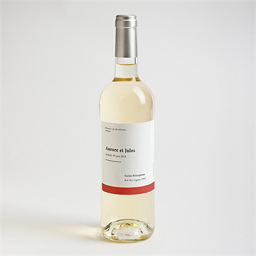 Etiquette de bouteille mariage enlacés - Mise en situation