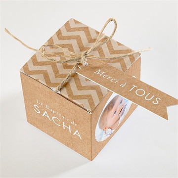 Boîte de dragées baptême farandole de kraft - Dessus de la boîte