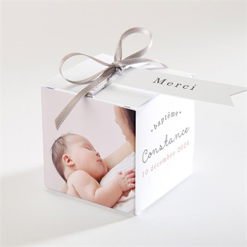 Boîte de dragées baptême profil de colombe