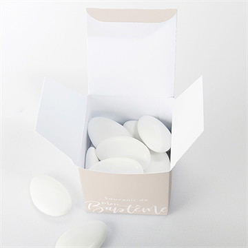 Boîte de dragées baptême lettre de cuivre - Intérieur de la boîte