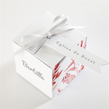 Boîte de dragées baptême initiale en cuivre végétal - Dessus de la boîte