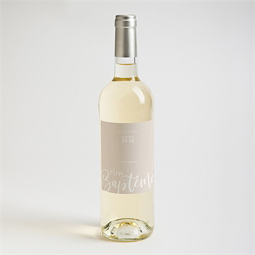 Etiquette de bouteille baptême lettre de cuivre - Mise en situation