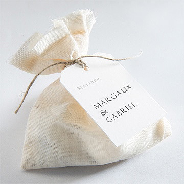 Etiquette mariage tendre couronne - Mise en situation