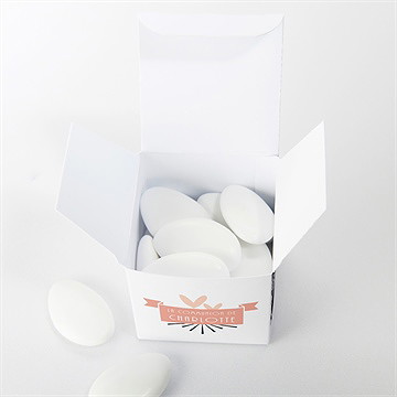 Boîte de dragées communion beauté essentielle - Intérieur de la boîte