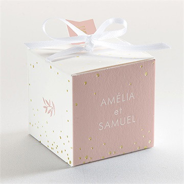 Boîte de dragées mariage l'essentiel en initiales - Dos de la boîte