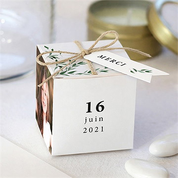 Boîte de dragées communion belle simplicité