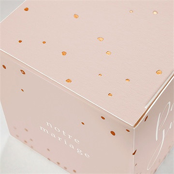 Boîte de dragées mariage rose gold - Détail de la boîte